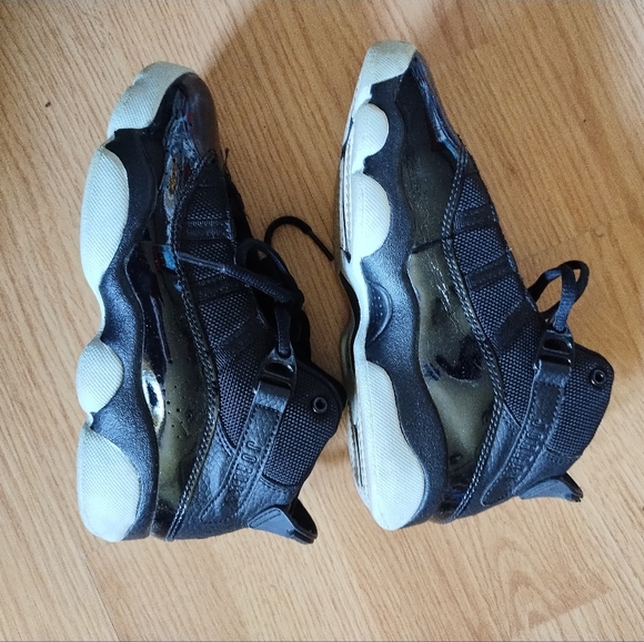 Jordan retro 11's black white 2y - Picture 2 of 6